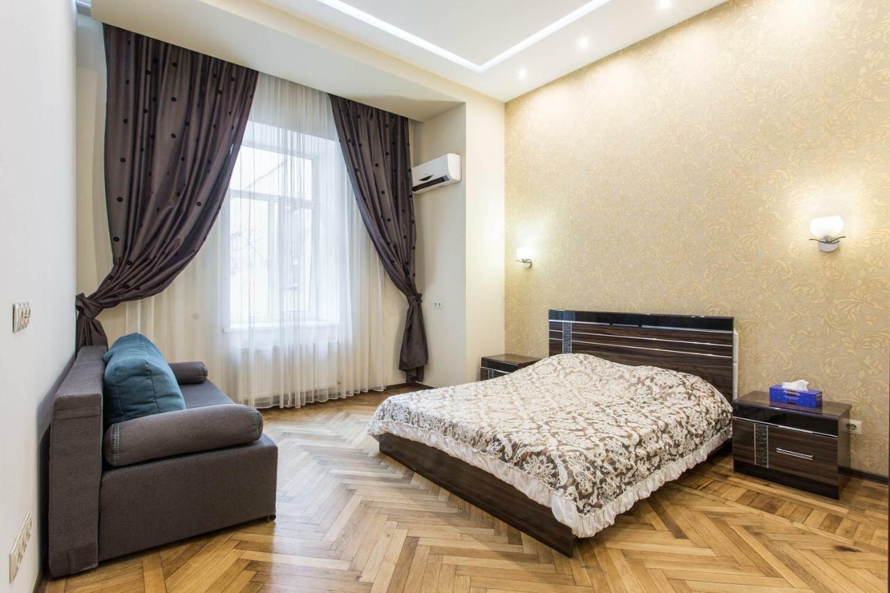 Odessa 3Bedroom Deribas Apartment Kültér fotó